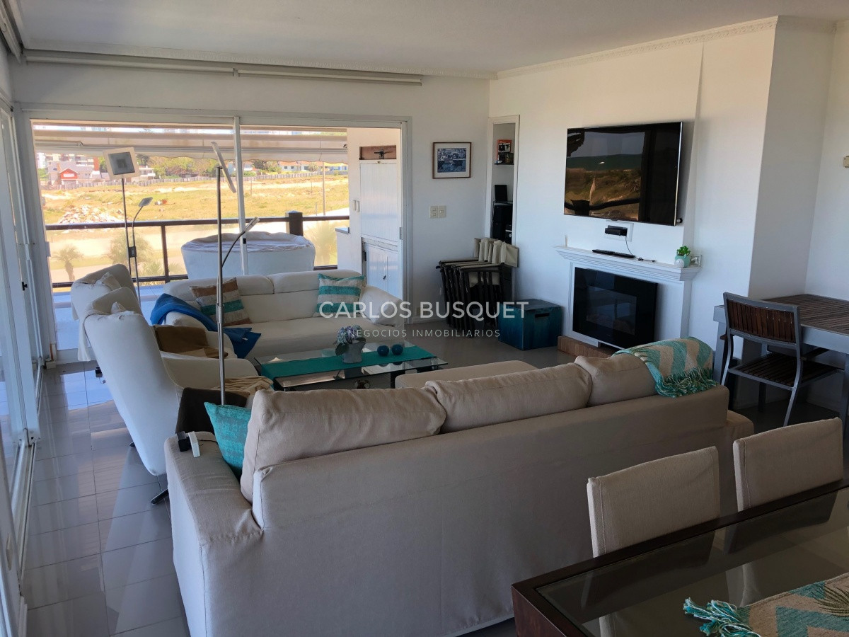 Apartamento ID.97 - APARTAMENTO 4 DORMITORIOS ZONA SAN RAFAEL, FRENTE AL MAR