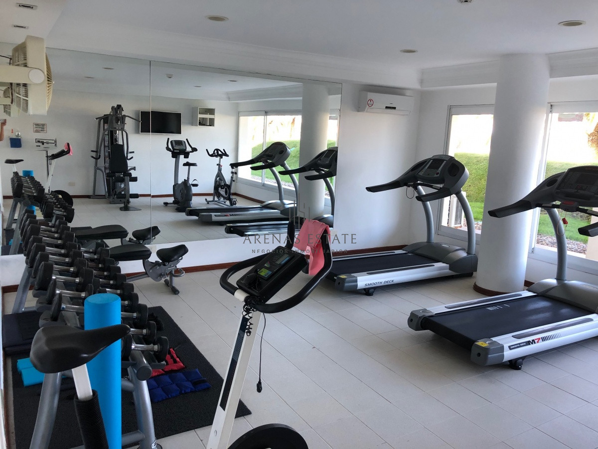 Apartamento ID.672 - Impecable apartamento en San Rafael, frente a Playa Brava. 4 Suites