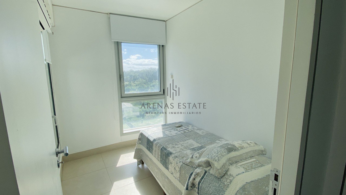 Apartamento ID.673 - Apartamento en venta frente a Playa Brava