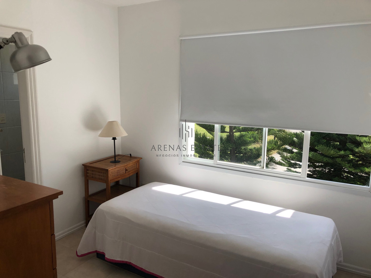 Apartamento ID.672 - Impecable apartamento en San Rafael, frente a Playa Brava. 4 Suites