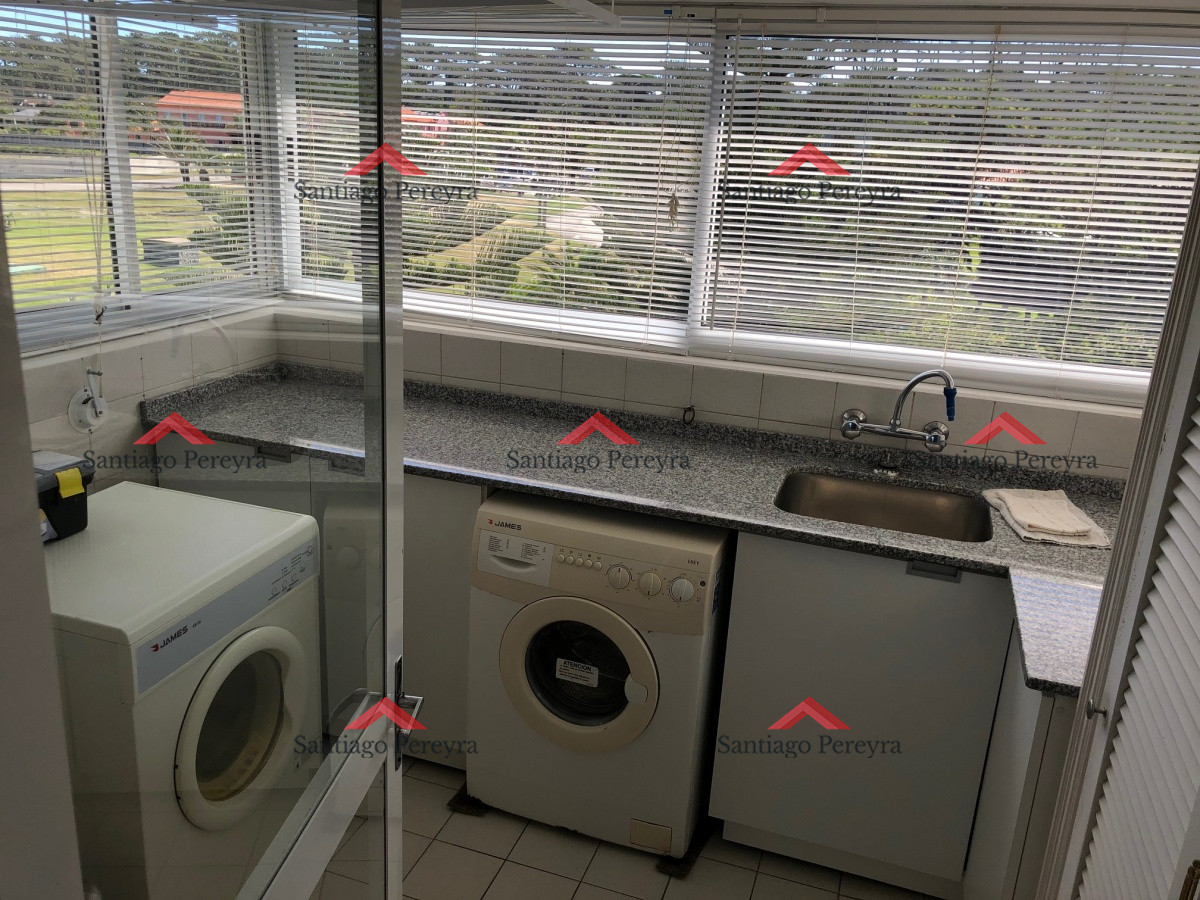 Apartamento ID.8734 - Impecable apartamento en San Rafael, frente a Playa Brava. 4 Suites