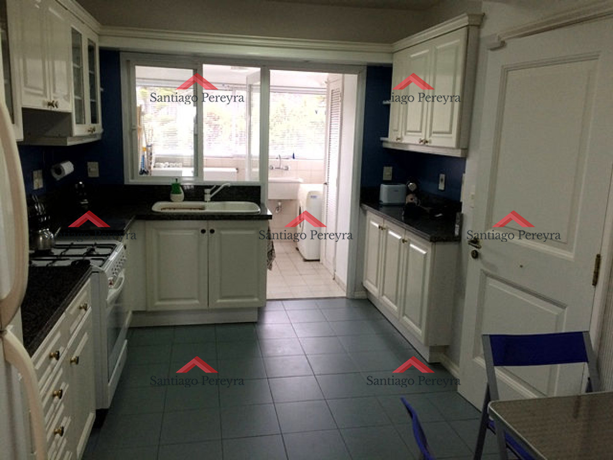 Apartamento ID.8734 - Impecable apartamento en San Rafael, frente a Playa Brava. 4 Suites