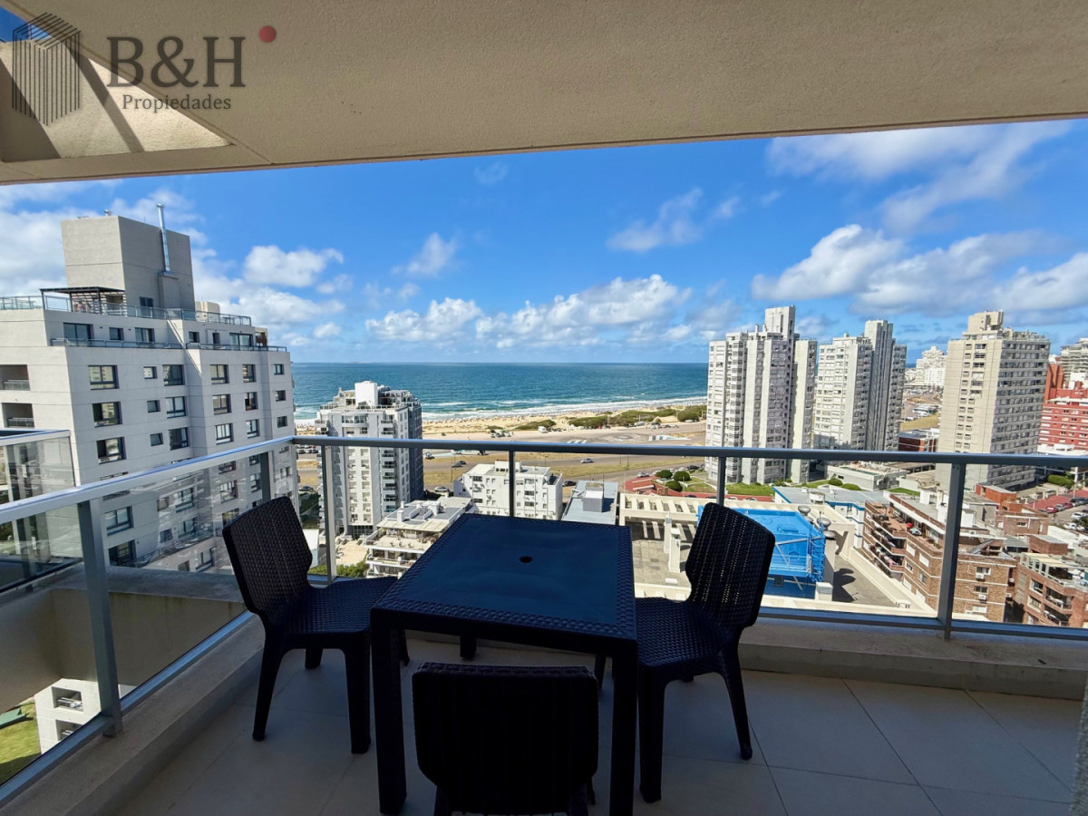 Apartamento ID.6984 - Apartamento en Alquiler Anual   Torre Nueva con Servicios. Vista al Mar