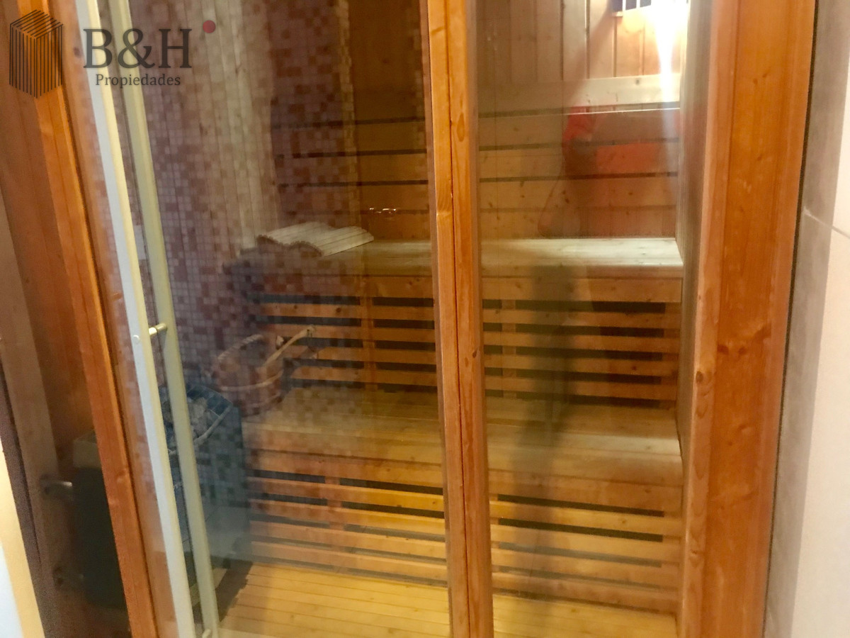 Apartamento ID.6984 - Apartamento en Alquiler Anual   Torre Nueva con Servicios. Vista al Mar