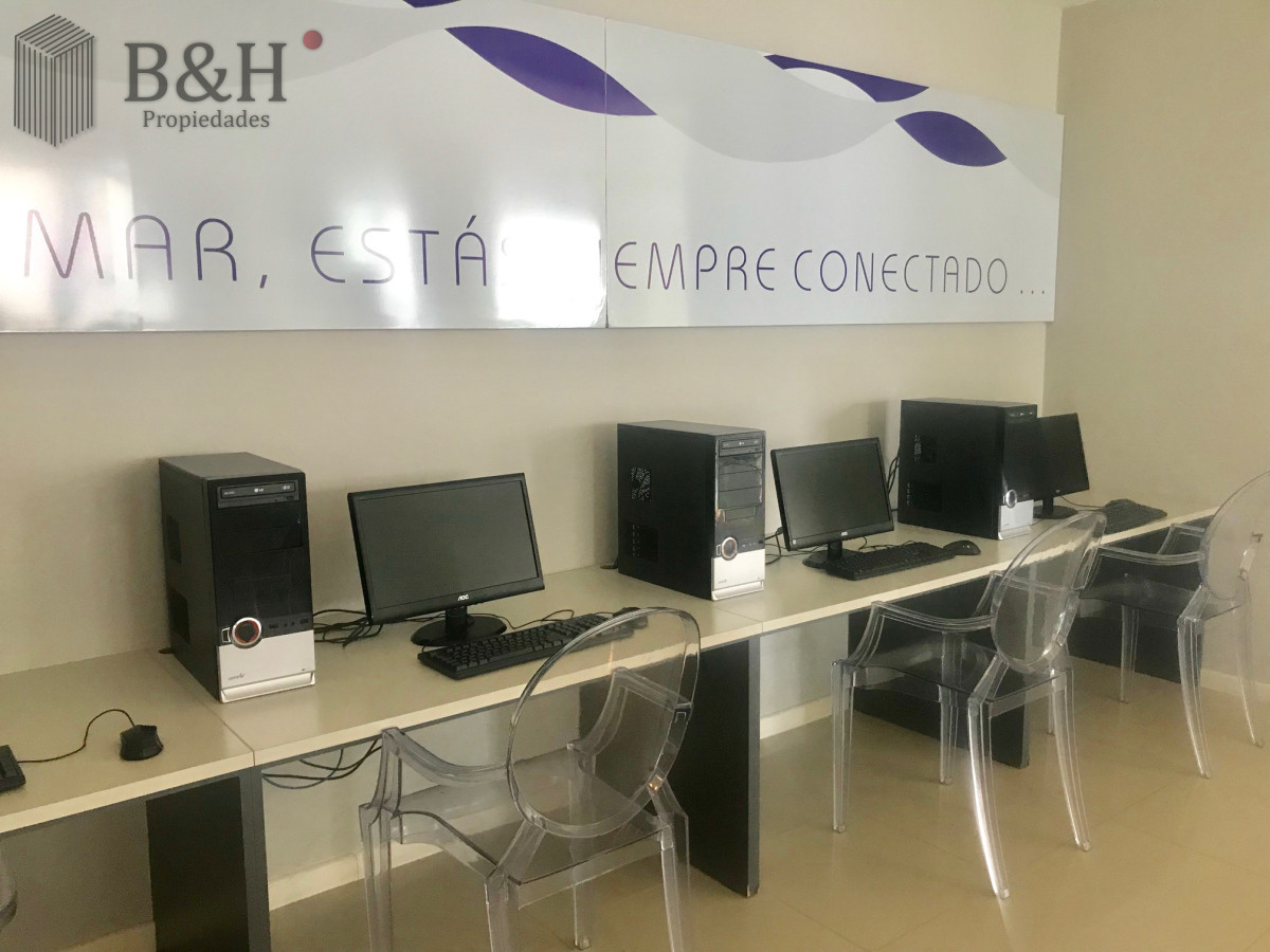 Apartamento ID.6984 - Apartamento en Alquiler Anual   Torre Nueva con Servicios. Vista al Mar