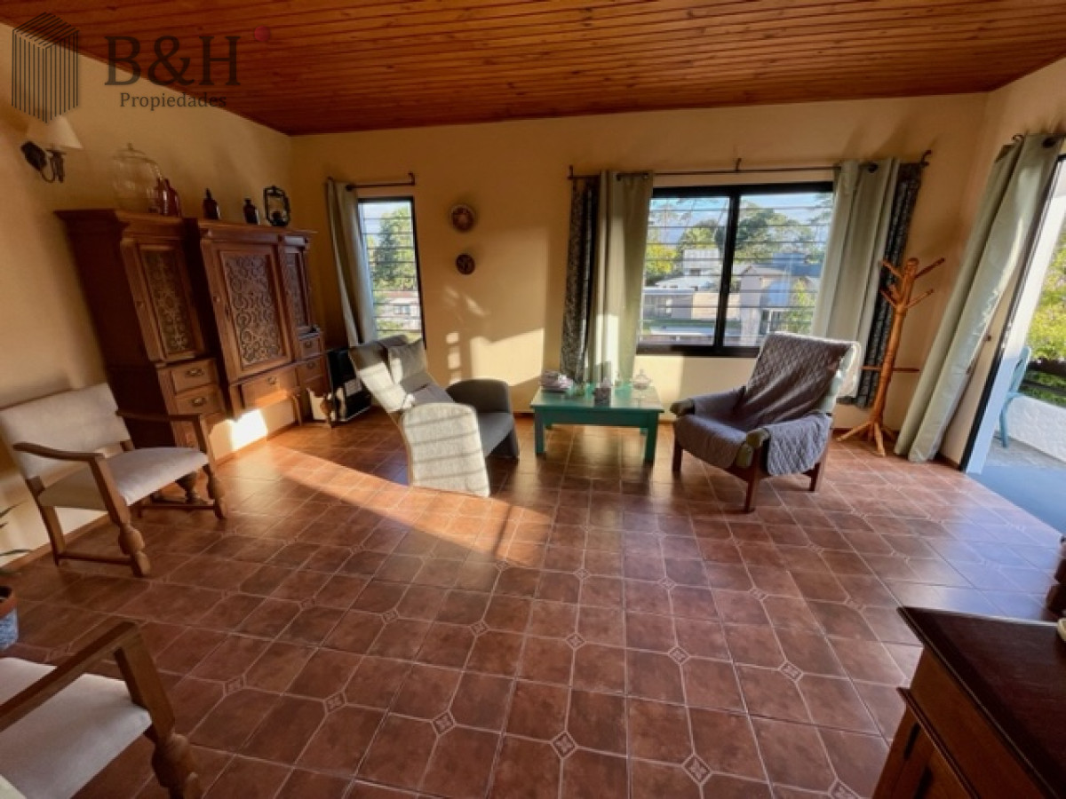 Casa ID.1302 - Casa en venta. Pinares. Ideal para todo el año