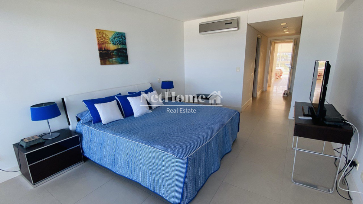 Apartamento ID.196 - Playa Brava Apartamento 2 Dormitorios Primera línea