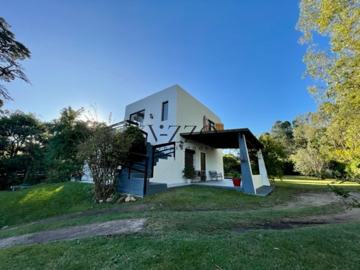 Casa ID.578/Venta-de-Casa-en-Pinares.-Destino-Vivienda-o-Comercio - Venta de Casa en Pinares. Destino Vivienda o Comercio