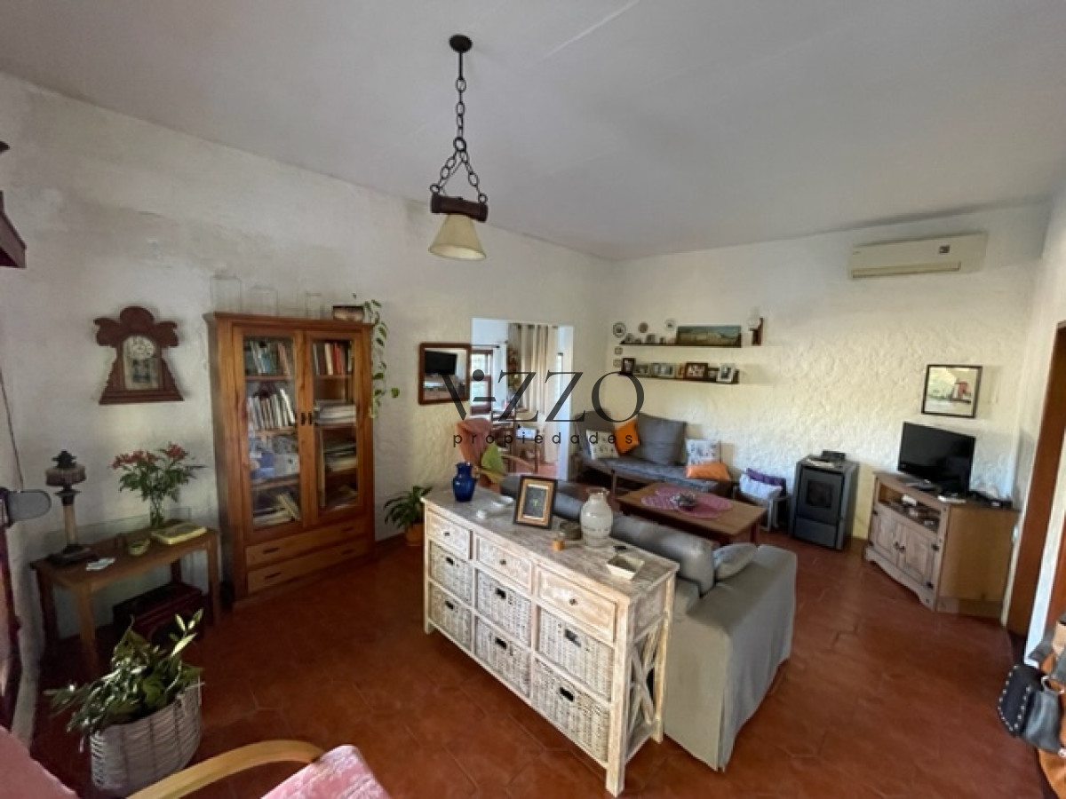 Casa ID.578/Venta-de-Casa-en-Pinares.-Destino-Vivienda-o-Comercio - Venta de Casa en Pinares. Destino Vivienda o Comercio
