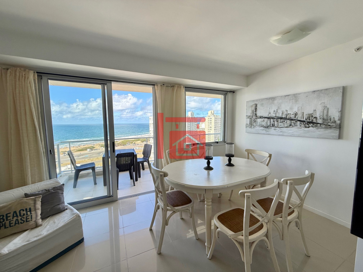 Apartamento ID.564 - Apartamento en Alquiler Anual   Torre Nueva con Servicios. Vista al Mar