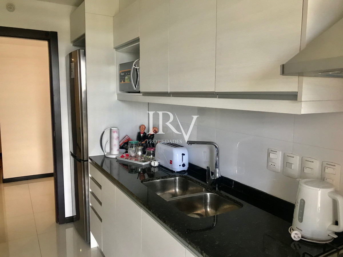 Apartamento ID.532 - Apartamento en Venta en Punta del Este. Con renta anual