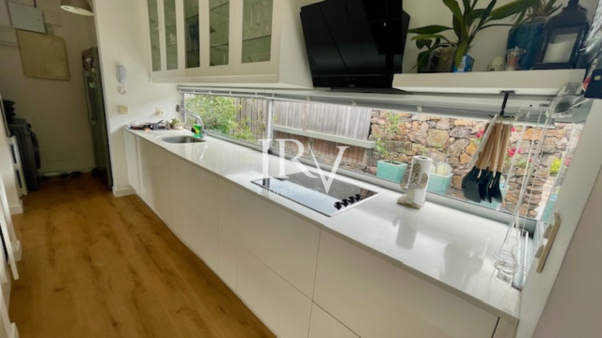 Apartamento ID.764 - Oportunidad en Punta Ballena. Venta de Apartamento Duplex tipo Casa