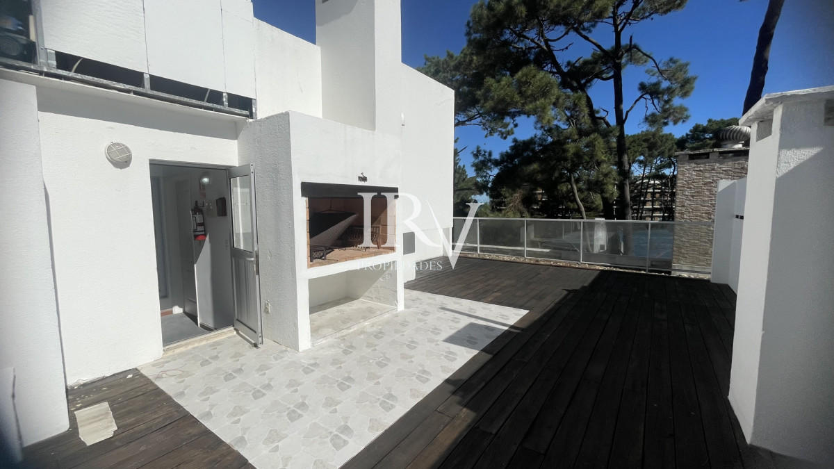 Apartamento ID.916 - Venta de Apartamento Penthouse en Rincón del Indio, Punta del Este
