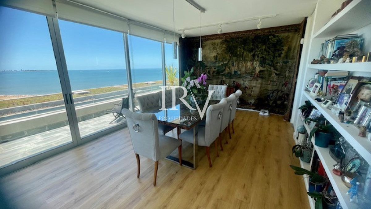 Apartamento ID.764 - Oportunidad en Punta Ballena. Venta de Apartamento Duplex tipo Casa