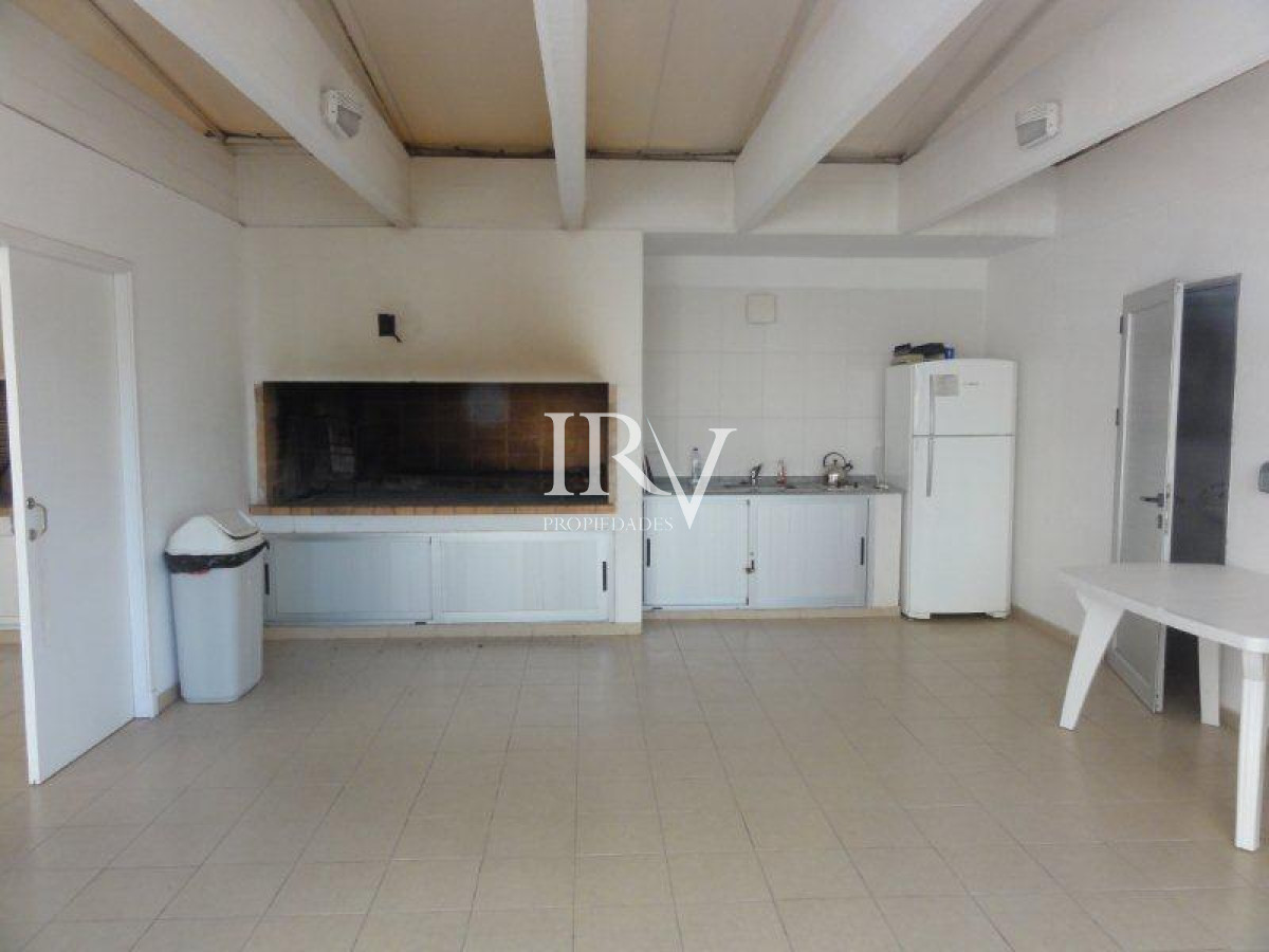 Apartamento ID.126 - Oportunidad Real. Apartamento en Venta a 50m de la Playa Brava en Punta del Este