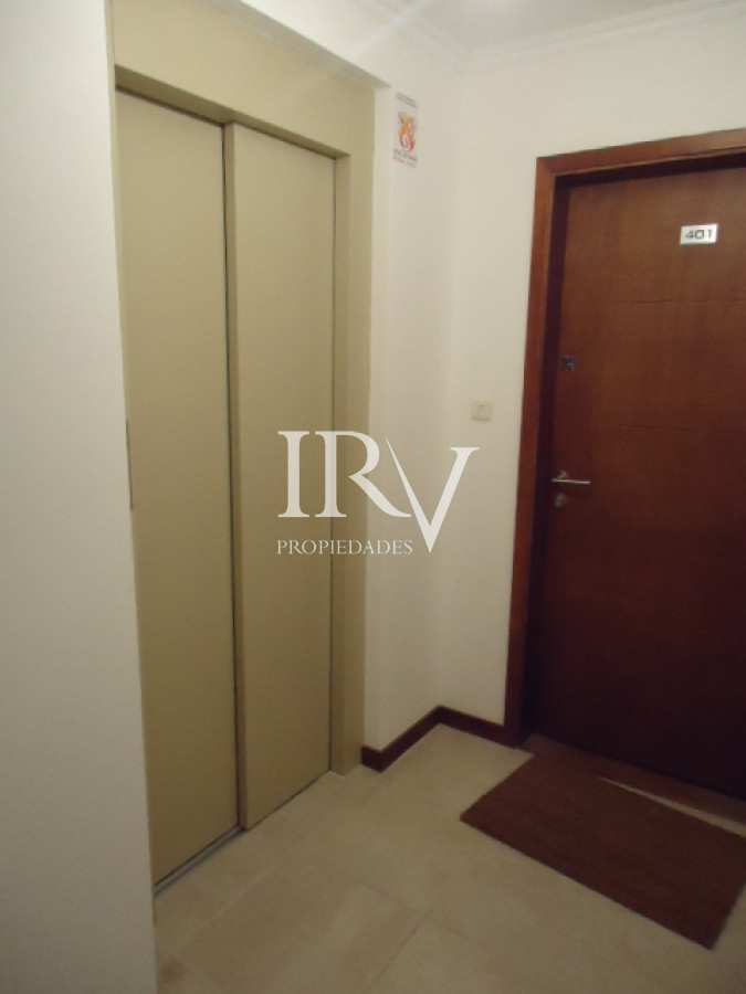 Apartamento ID.149 - Venta de Apartamento 1 ambiente, garaje y renta anual vigente. Zona Puerto del Buceo
