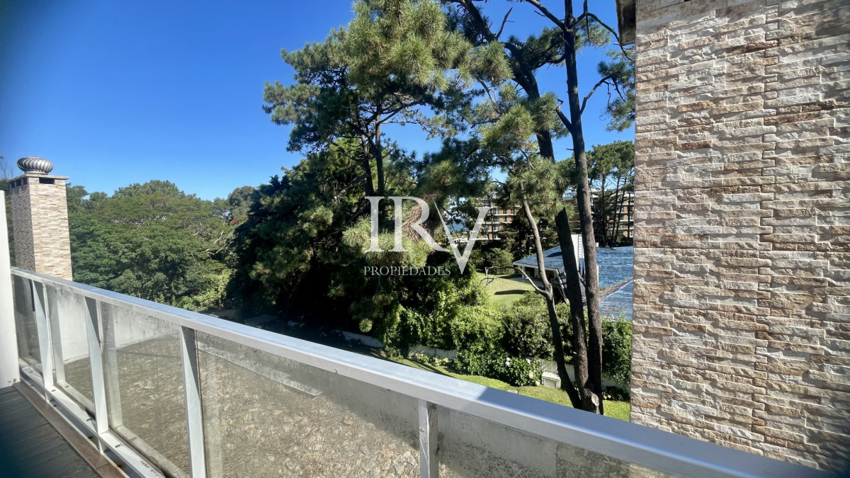 Apartamento ID.916 - Venta de Apartamento Penthouse en Rincón del Indio, Punta del Este