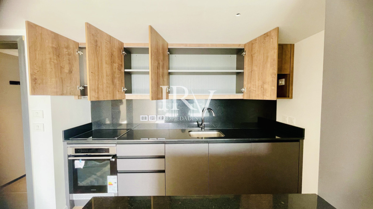 Apartamento ID.1026 - Venta de Apto Nuevo 1d con garaje en Punta del Este