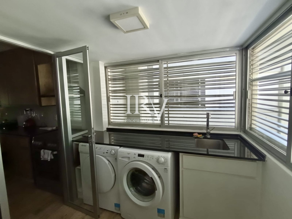 Apartamento ID.919 - Venta de Apartamento a Nuevo en Península, vista al Puerto de Punta del Este 