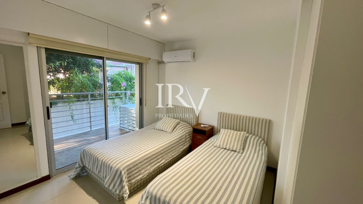 Apartamento ID.684 - Venta de Apartamento en Rincón del Indio de Punta del Este