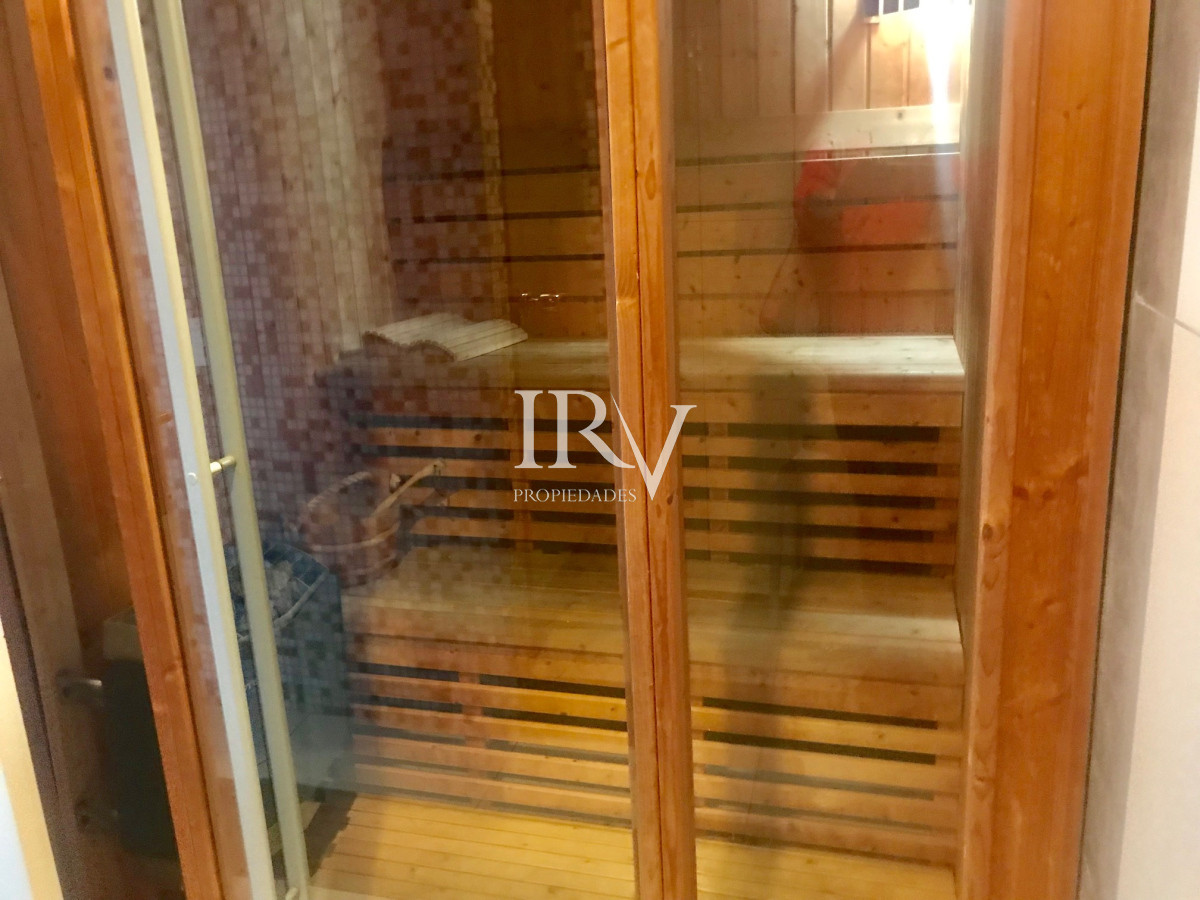 Apartamento ID.442 - Apartamento en Alquiler Anual   Torre Nueva con Servicios. Vista al Mar