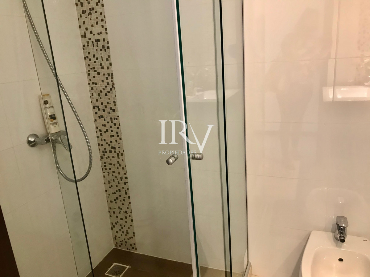 Apartamento ID.532 - Apartamento en Venta en Punta del Este. Con renta anual