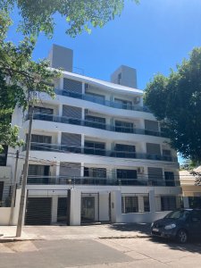 Apartamento en Venta en Zona Torres WTC y MVD Shoppong con Garaje 