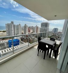 Apartamento en torre nueva con servicios. Vista al Mar