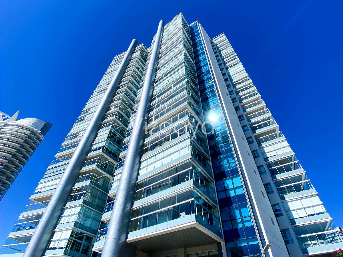 Apartamento ID.80 - VENTA APARTAMENTO:  2 dormitorios 2 baños garage Punta del Este - Playa Mansa 