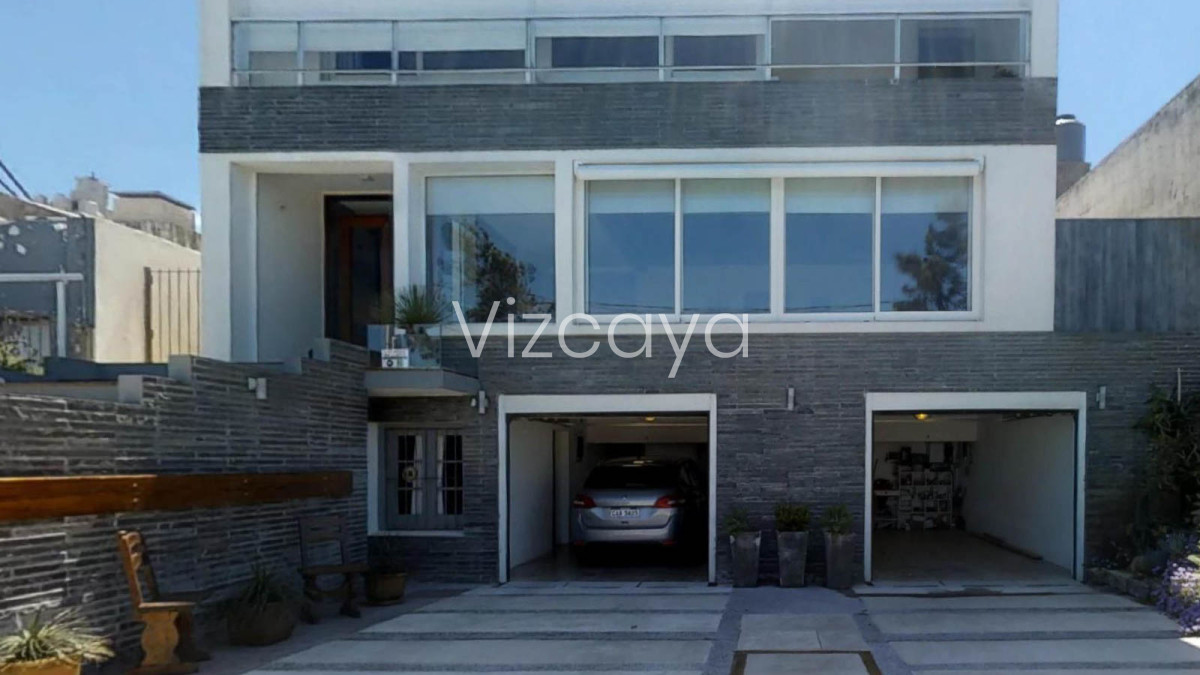 Casa ID.638 - Playa Mansa Primera Linea