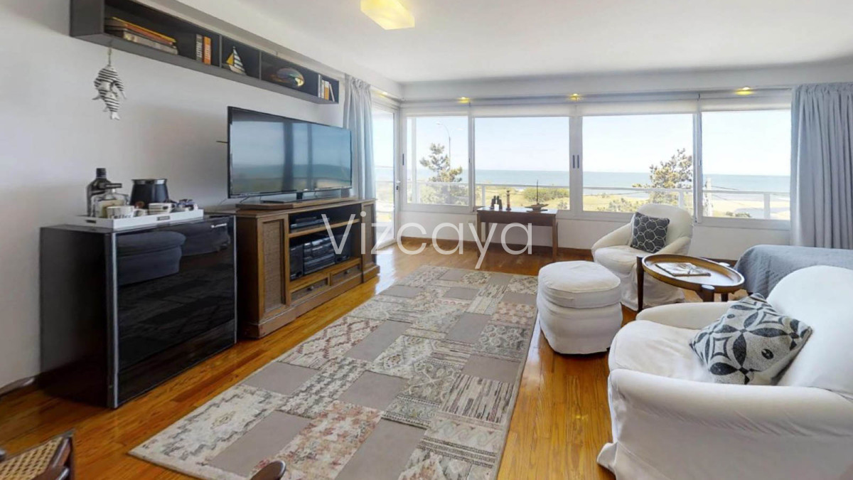 Casa ID.638 - Playa Mansa Primera Linea