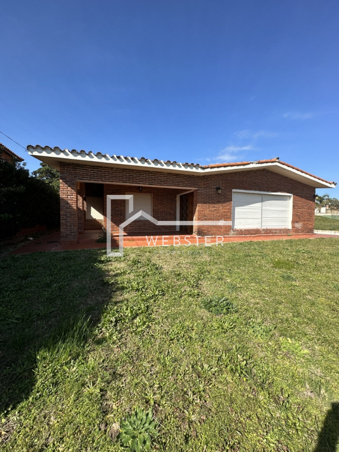 Casa ID.1964 - VENTA Divina casa en  Piriápolis frente al Mar
