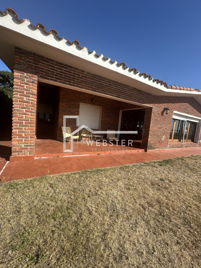 Casa ID.1964 - VENTA Divina casa en  Piriápolis frente al Mar