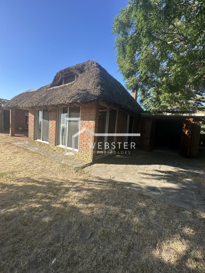 Casa ID.1964 - VENTA Divina casa en  Piriápolis frente al Mar