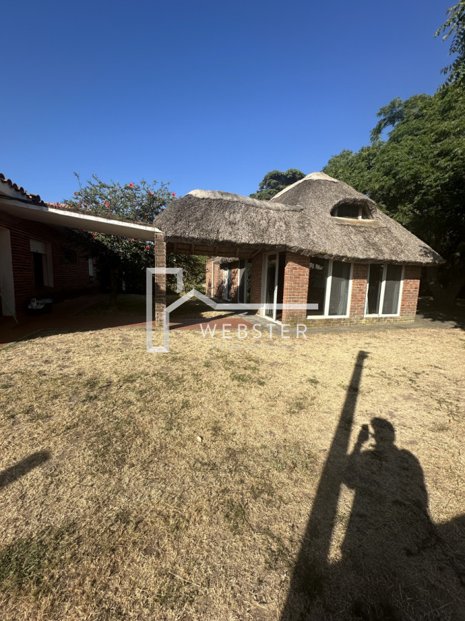 Casa ID.1964 - VENTA Divina casa en  Piriápolis frente al Mar