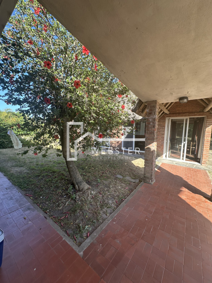 Casa ID.1964 - VENTA Divina casa en  Piriápolis frente al Mar