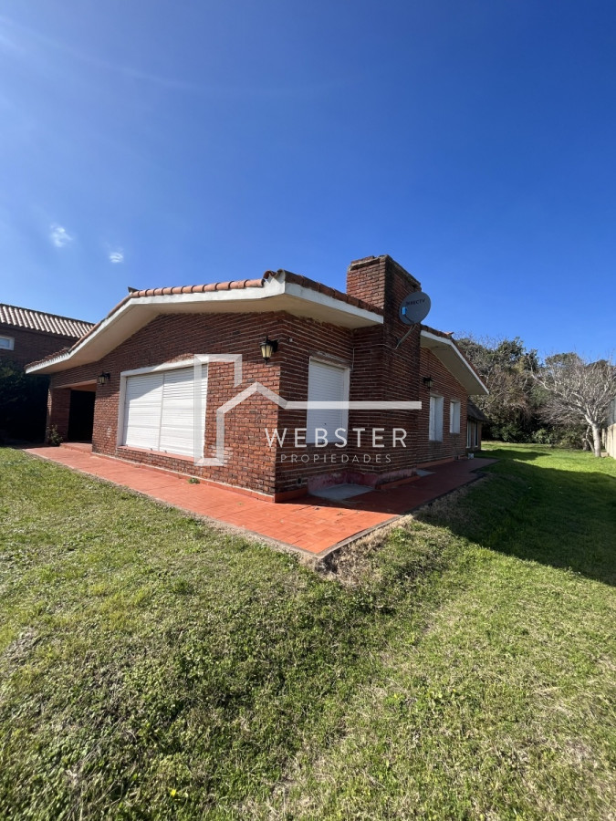 Casa ID.1964 - VENTA Divina casa en  Piriápolis frente al Mar