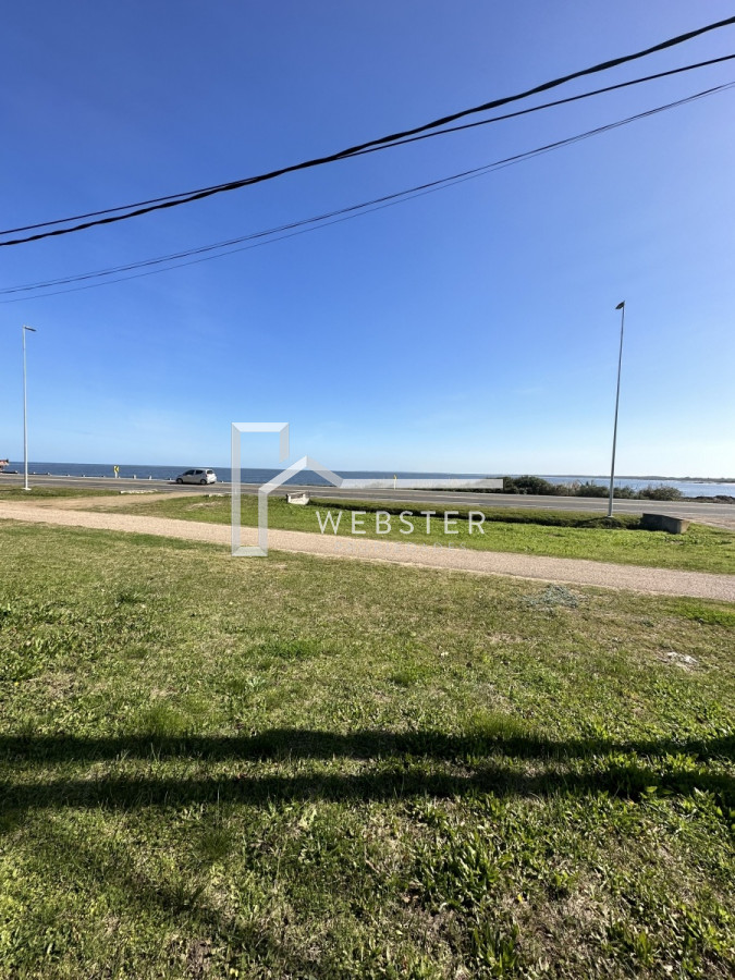 Casa ID.1964 - VENTA Divina casa en  Piriápolis frente al Mar