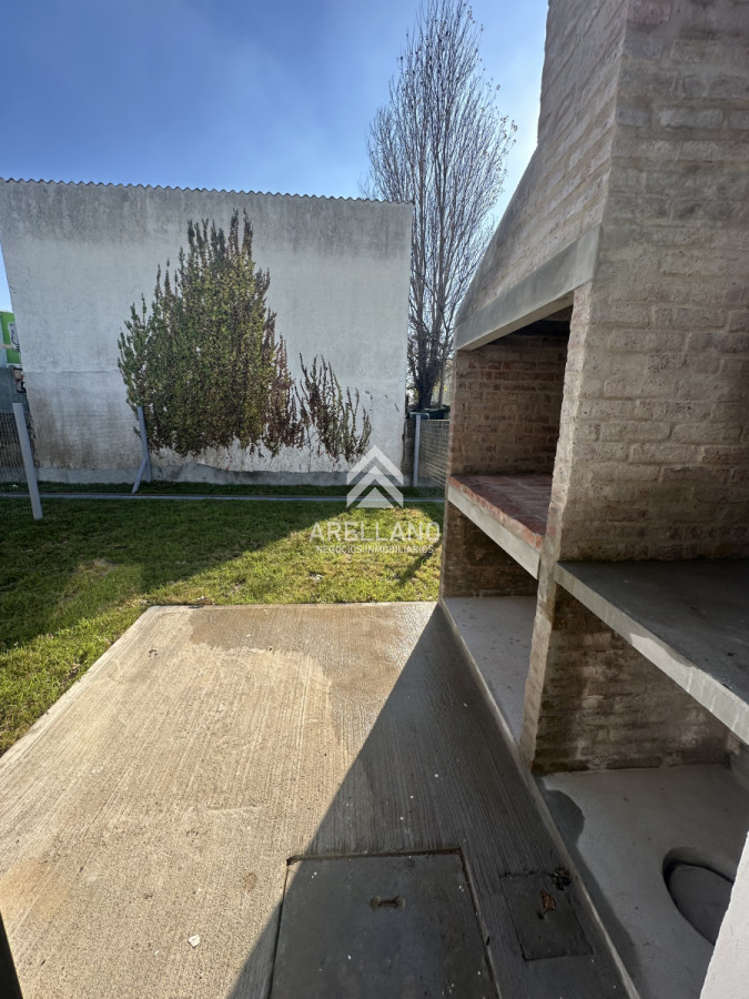 Casa ID.4897 - Casas a entrenar de 2 y 3 dormitorios, Maldonado, Biarritz