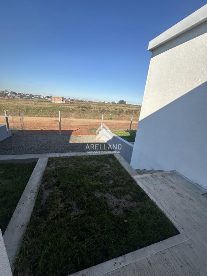 Casa ID.4897 - Casas a entrenar de 2 y 3 dormitorios, Maldonado, Biarritz