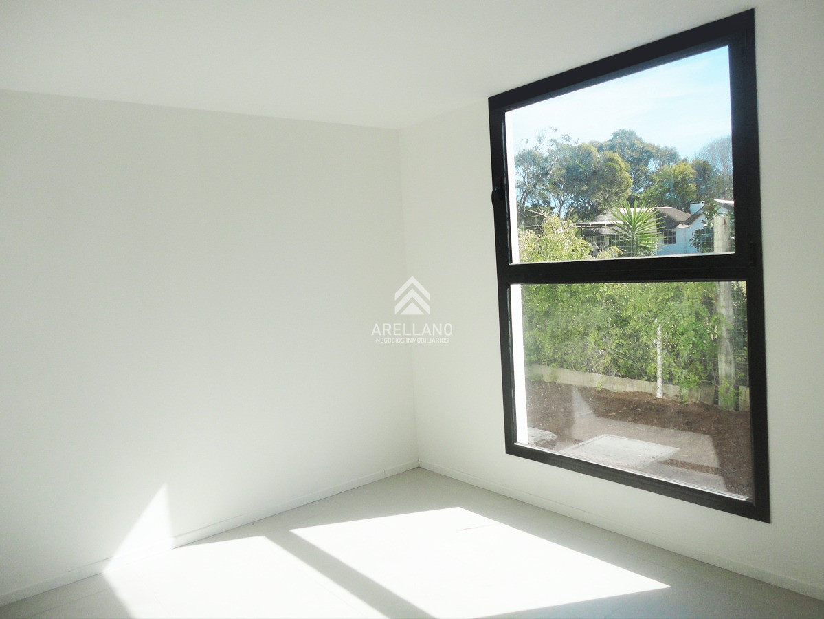 Casa ID.3898 - A estrenar casa Piedra del chileno PH
