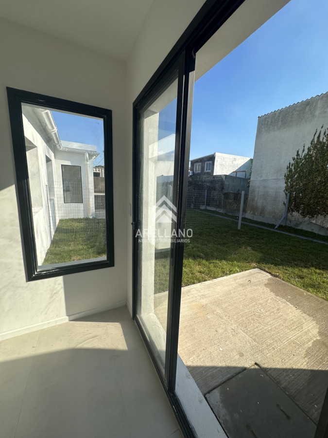 Casa ID.4897 - Casas a entrenar de 2 y 3 dormitorios, Maldonado, Biarritz