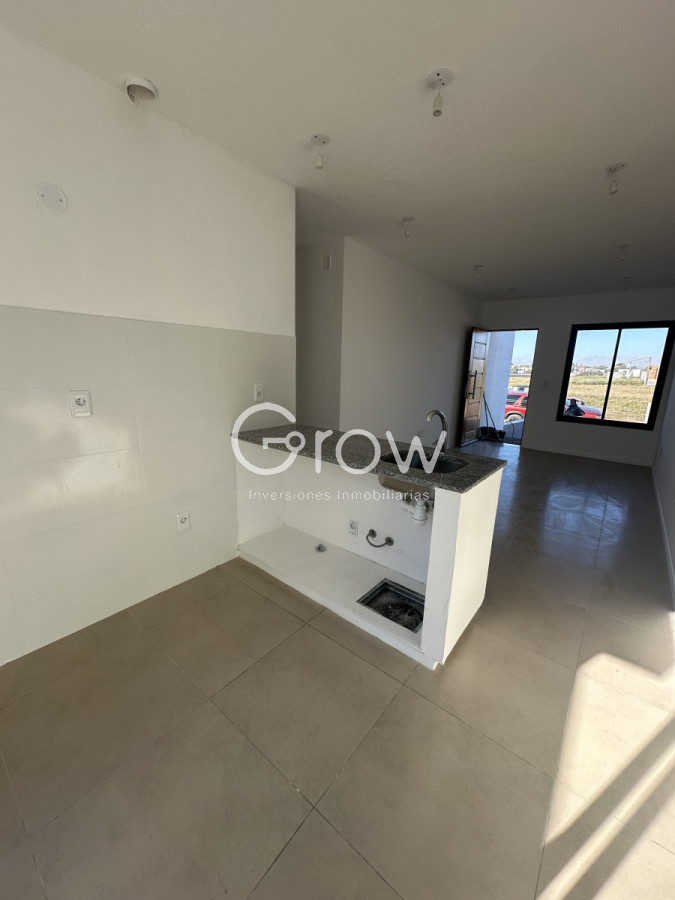 Casa ID.2887 - Casas a entrenar de 2 y 3 dormitorios, Maldonado