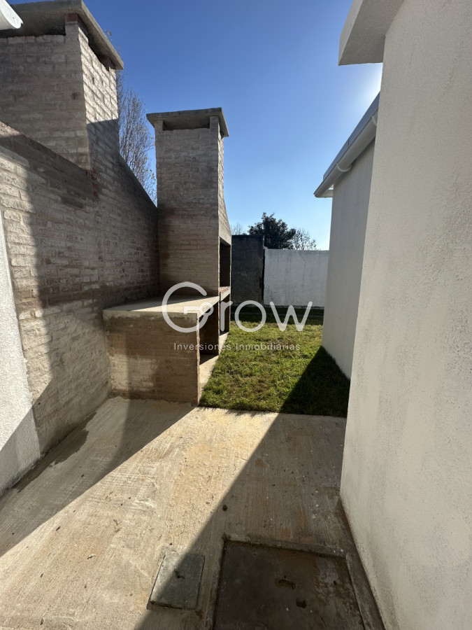 Casa ID.2887 - Casas a entrenar de 2 y 3 dormitorios, Maldonado