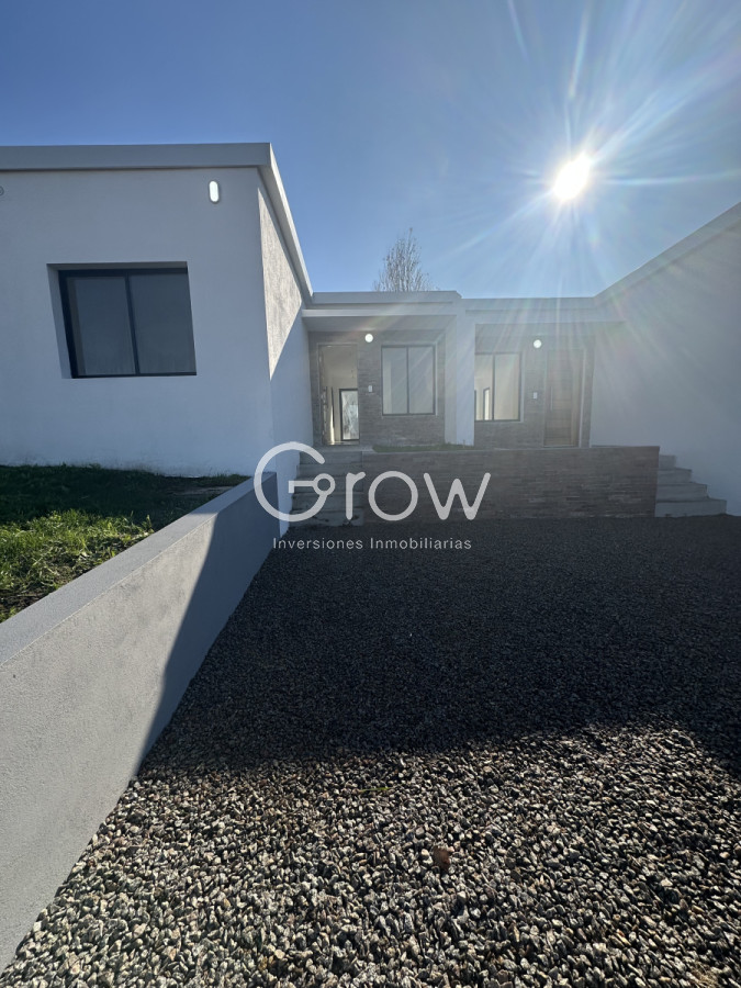 Casa ID.2887 - Casas a entrenar de 2 y 3 dormitorios, Maldonado