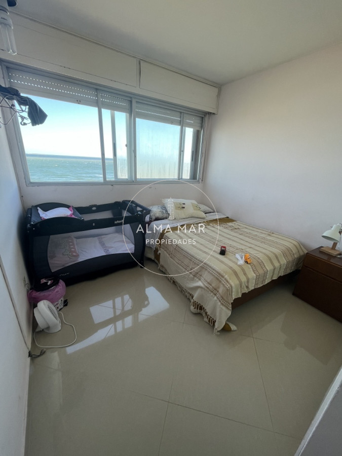 Apartamento ID.277 - En venta primera línea brava 