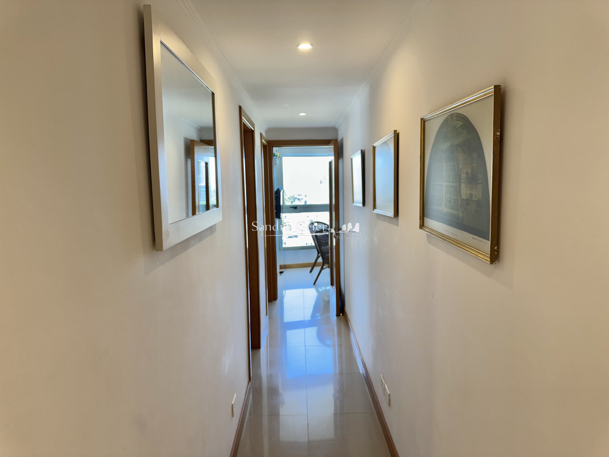 Apartamento ID.2839 -  venta Hermoso apartamento de 3 dormitorios. Torre Marigot