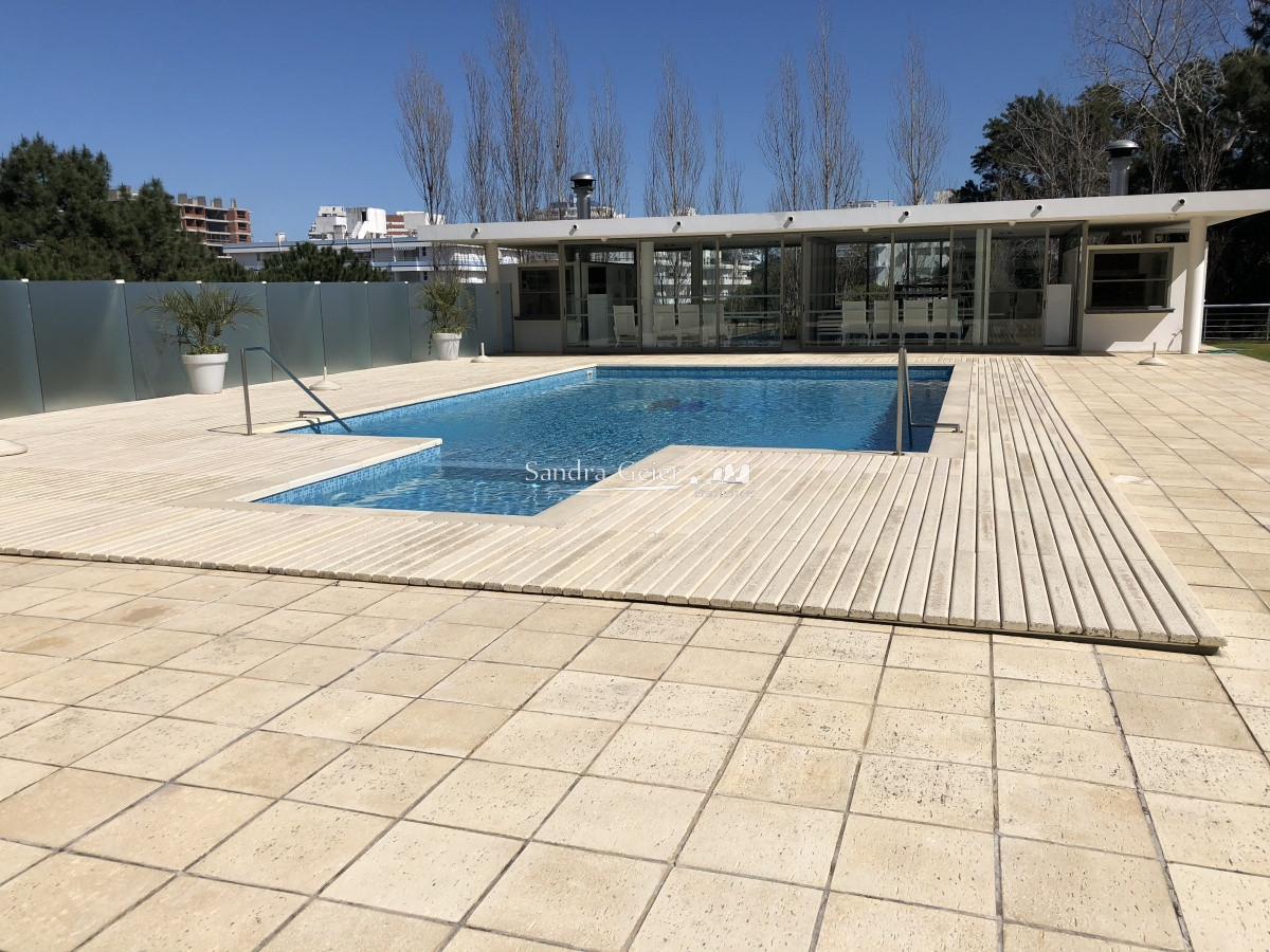 Apartamento ID.2839 -  venta Hermoso apartamento de 3 dormitorios. Torre Marigot