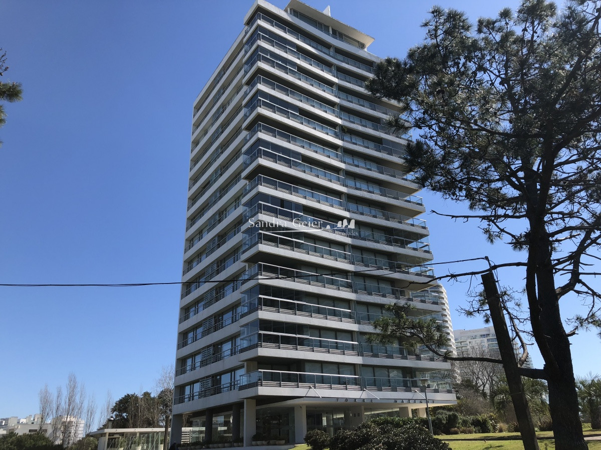 Apartamento ID.2839 -  venta Hermoso apartamento de 3 dormitorios. Torre Marigot