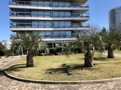 Apartamento ID.2839 -  venta Hermoso apartamento de 3 dormitorios. Torre Marigot